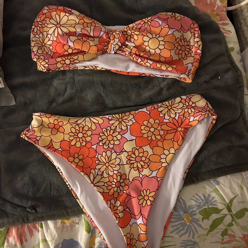 SHEIN bathing suit never worn